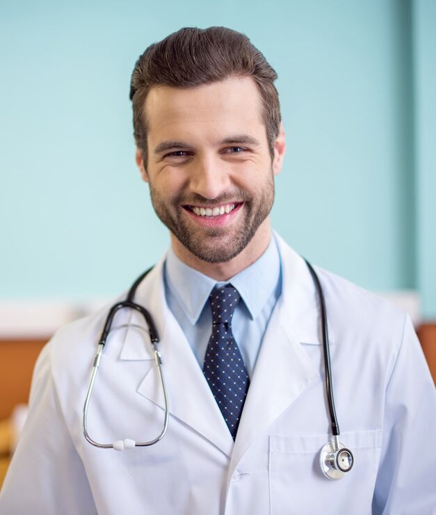 Zdravnik Dermatolog Kemal Nenezic